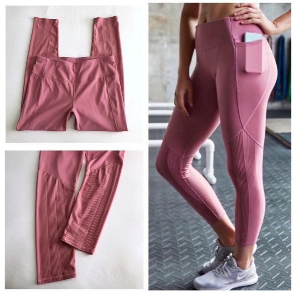 CALIA by Carrie Underwood Pants - Calia Carrie Underwood 7/8 Leggings Soft Pink